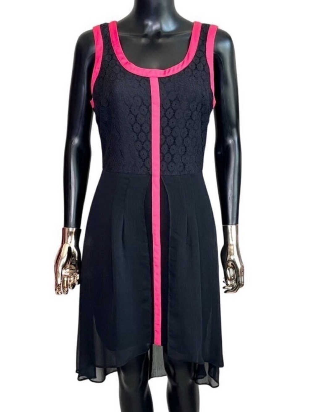 Nicole Miller Black Lace Chiffon Cocktail Dress Pink Trim Size 8 NWT High Low